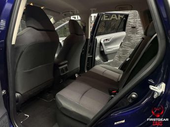 Toyota RAV4 2.5 VVT-h Design SUV 5dr Petrol Hybrid CVT Euro 6 (s/s) (218 ps)