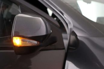 Toyota Yaris 1.5 VVT-h Dynamic E-CVT Euro 6 (s/s) 5dr
