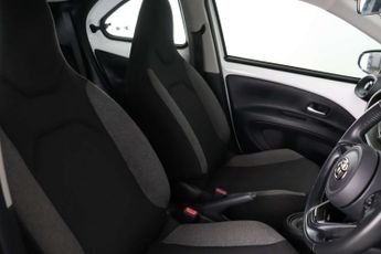 Toyota Aygo X 1.0 VVT-i Pure x-shift Euro 6 (s/s) 5dr