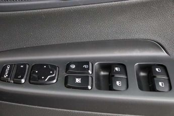 Hyundai KONA 64kWh Premium Auto 5dr (10.5kW Charger)