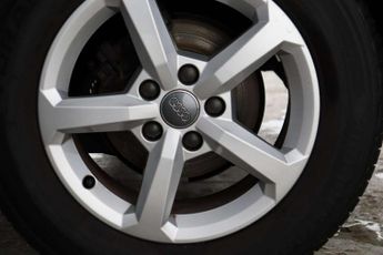 Audi Q2 1.5 TFSI CoD 35 Technik S Tronic Euro 6 (s/s) 5dr