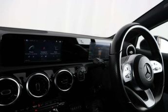 Mercedes-Benz A Class 1.3 A250e 15.6kWh AMG Line 8G-DCT Euro 6 (s/s) 4dr