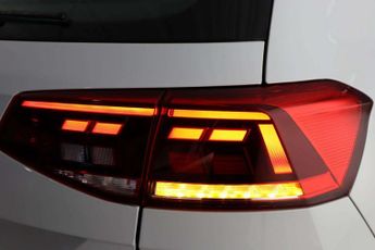 Volkswagen Passat 1.5 TSI EVO SE Nav DSG Euro 6 (s/s) 5dr