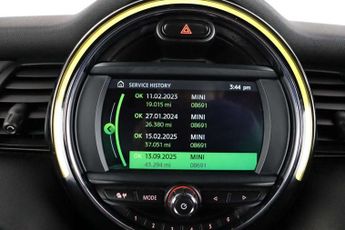 MINI Convertible 1.5 Cooper Classic Steptronic Euro 6 (s/s) 2dr