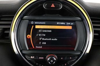 MINI Convertible 1.5 Cooper Classic Steptronic Euro 6 (s/s) 2dr