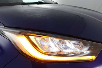 Toyota Yaris 1.5 VVT-h GR SPORT E-CVT Euro 6 (s/s) 5dr