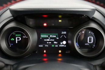 Toyota Yaris 1.5 VVT-h GR SPORT E-CVT Euro 6 (s/s) 5dr