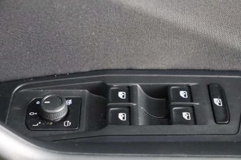 Volkswagen T-Roc 1.0 TSI Life Euro 6 (s/s) 5dr