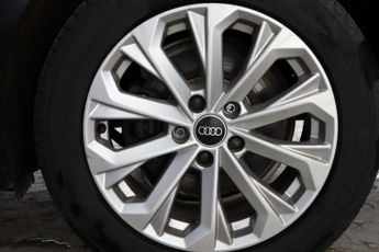 Audi A4 Avant 2.0 TDI 35 Technik S Tronic Euro 6 (s/s) 5dr