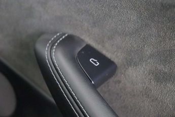 Tesla Model 3 (Dual Motor) Long Range Auto 4WDE 4dr