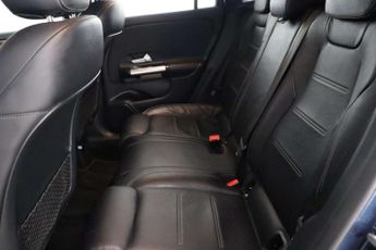 Mercedes-Benz GLA 1.3 GLA250e 15.6kWh Exclusive Edition (Premium) 8G-DCT Euro 6 (s