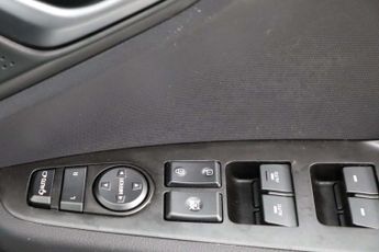 Hyundai IONIQ 38.3kWh Premium Auto 5dr