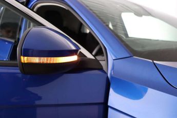 Volkswagen T-Roc 1.5 TSI Style DSG Euro 6 (s/s) 5dr