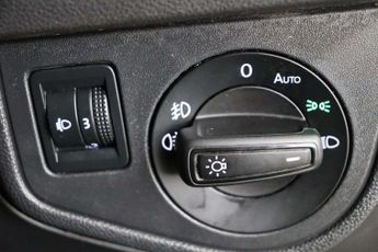 Volkswagen Taigo 1.0 TSI Life Euro 6 (s/s) 5dr