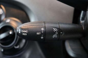 Fiat 500 1.0 MHEV Dolcevita Euro 6 (s/s) 3dr