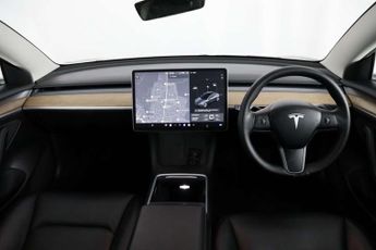 Tesla Model 3 Standard Range Plus Auto RWD 4dr