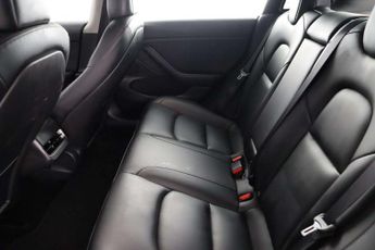 Tesla Model 3 Standard Range Plus Auto RWD 4dr
