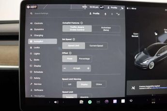 Tesla Model 3 Standard Range Plus Auto RWD 4dr