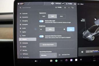 Tesla Model 3 Standard Range Plus Auto RWD 4dr