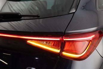 SEAT Leon 1.4 eHybrid 12.8kWh FR DSG Euro 6 (s/s) 5dr