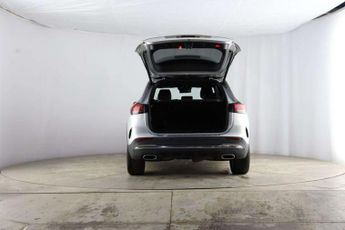 Mercedes-Benz GLA 2.0 GLA200d AMG Line (Premium) 8G-DCT Euro 6 (s/s) 5dr