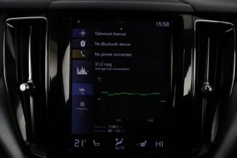 Volvo XC60 2.0 B5 MHEV Momentum Auto Euro 6 (s/s) 5dr