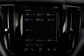 Volvo XC60 2.0 B5 MHEV Momentum Auto Euro 6 (s/s) 5dr