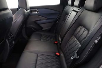 Nissan Qashqai 1.3 DIG-T MHEV Tekna+ XTRON Euro 6 (s/s) 5dr