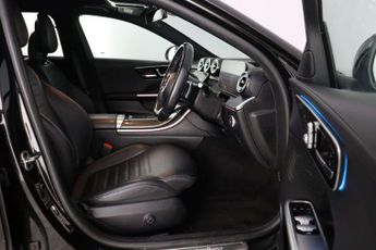 Mercedes-Benz C Class 2.0 C300e 25.4kWh AMG Line (Premium Plus) G-Tronic+ Euro 6 (s/s)