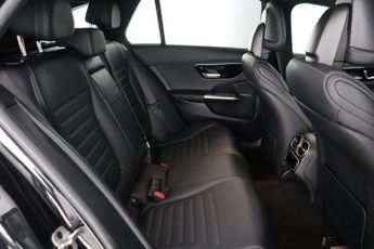 Mercedes-Benz C Class 2.0 C300e 25.4kWh AMG Line (Premium Plus) G-Tronic+ Euro 6 (s/s)