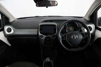 Toyota AYGO 1.0 VVT-i x-play Euro 6 (s/s) 5dr