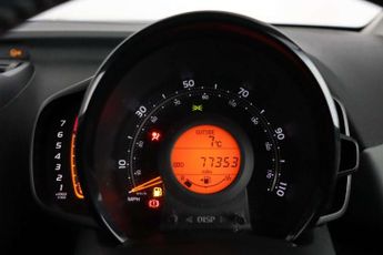 Toyota AYGO 1.0 VVT-i x-play Euro 6 (s/s) 5dr