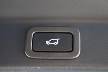 Jaguar F-PACE 2.0 P250i R-Dynamic S Auto AWD Euro 6 (s/s) 5dr