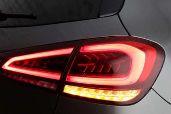 Mercedes-Benz A Class 1.5 A180d AMG Line Euro 6 (s/s) 5dr