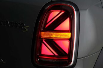 MINI Countryman 1.5 10kWh Cooper SE Classic Auto ALL4 Euro 6 (s/s) 5dr