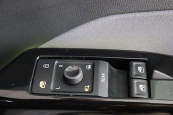 Volkswagen ID.3 Pro 58kWh Life Auto 5dr