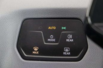 Volkswagen ID.3 Pro 58kWh Life Auto 5dr