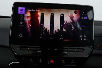 Volkswagen ID.3 Pro 58kWh Life Auto 5dr