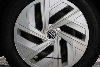 Volkswagen ID.4 Pro 77kWh Life Auto 5dr