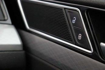 Volkswagen Passat 1.5 TSI EVO SEL DSG Euro 6 (s/s) 5dr