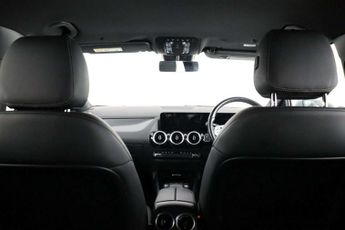 Mercedes-Benz GLA 1.3 GLA250e 15.6kWh Exclusive Edition 8G-DCT Euro 6 (s/s) 5dr