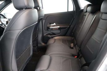 Mercedes-Benz GLA 1.3 GLA250e 15.6kWh Exclusive Edition 8G-DCT Euro 6 (s/s) 5dr