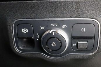 Mercedes-Benz GLA 1.3 GLA250e 15.6kWh Exclusive Edition 8G-DCT Euro 6 (s/s) 5dr