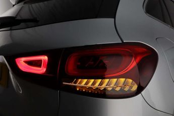 Mercedes-Benz GLA 1.3 GLA250e 15.6kWh Exclusive Edition 8G-DCT Euro 6 (s/s) 5dr