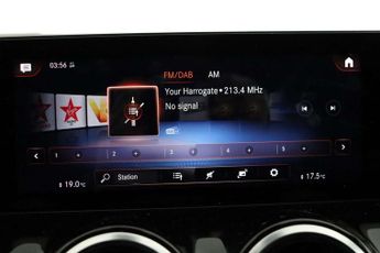 Mercedes-Benz GLA 1.3 GLA250e 15.6kWh Exclusive Edition 8G-DCT Euro 6 (s/s) 5dr