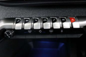 Peugeot 5008 1.2 PureTech Allure Premium Euro 6 (s/s) 5dr