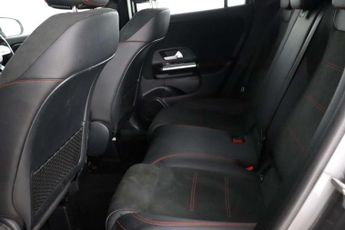 Mercedes-Benz GLA 2.0 GLA250 AMG Line (Executive) 8G-DCT Euro 6 (s/s) 5dr