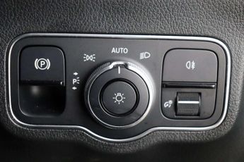 Mercedes-Benz GLA 2.0 GLA250 AMG Line (Executive) 8G-DCT Euro 6 (s/s) 5dr