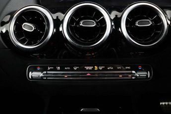 Mercedes-Benz GLA 2.0 GLA250 AMG Line (Executive) 8G-DCT Euro 6 (s/s) 5dr