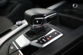 Audi A4 Avant 2.0 TDI 30 Technik S Tronic Euro 6 (s/s) 5dr